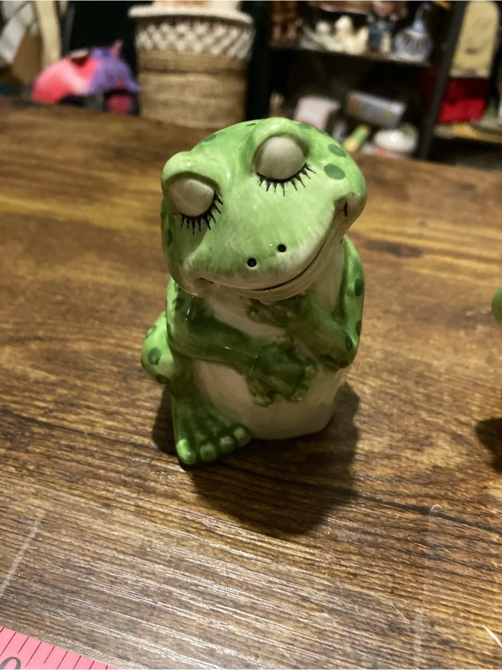 Ganz frog couple salt and pepper shakers